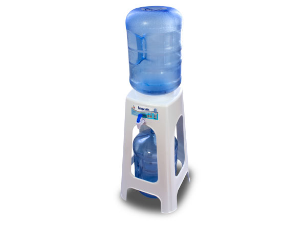 Standing water dispenser